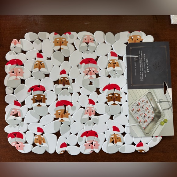 Christmas Sink Mat, Multi-Colored Santa Faces Protective Pebble Sink Mat - Picture 7 of 9